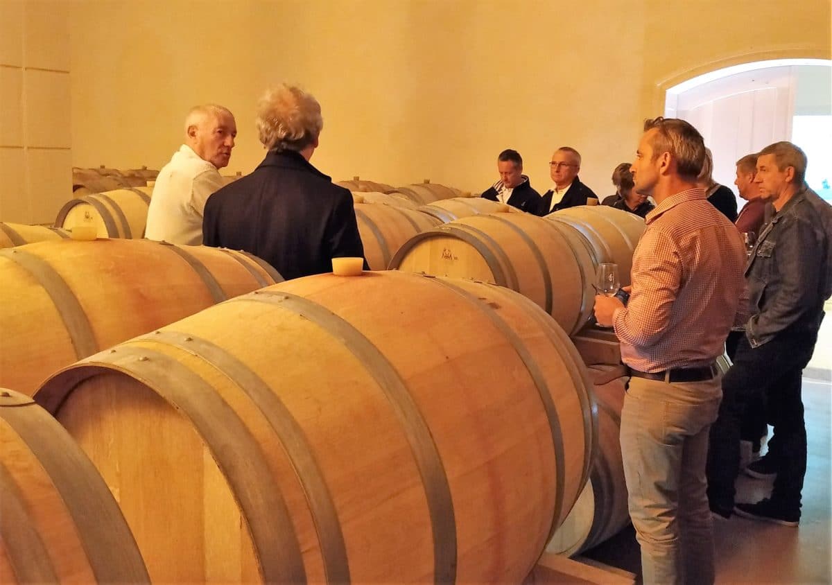 Teambuilding wine making in Provence